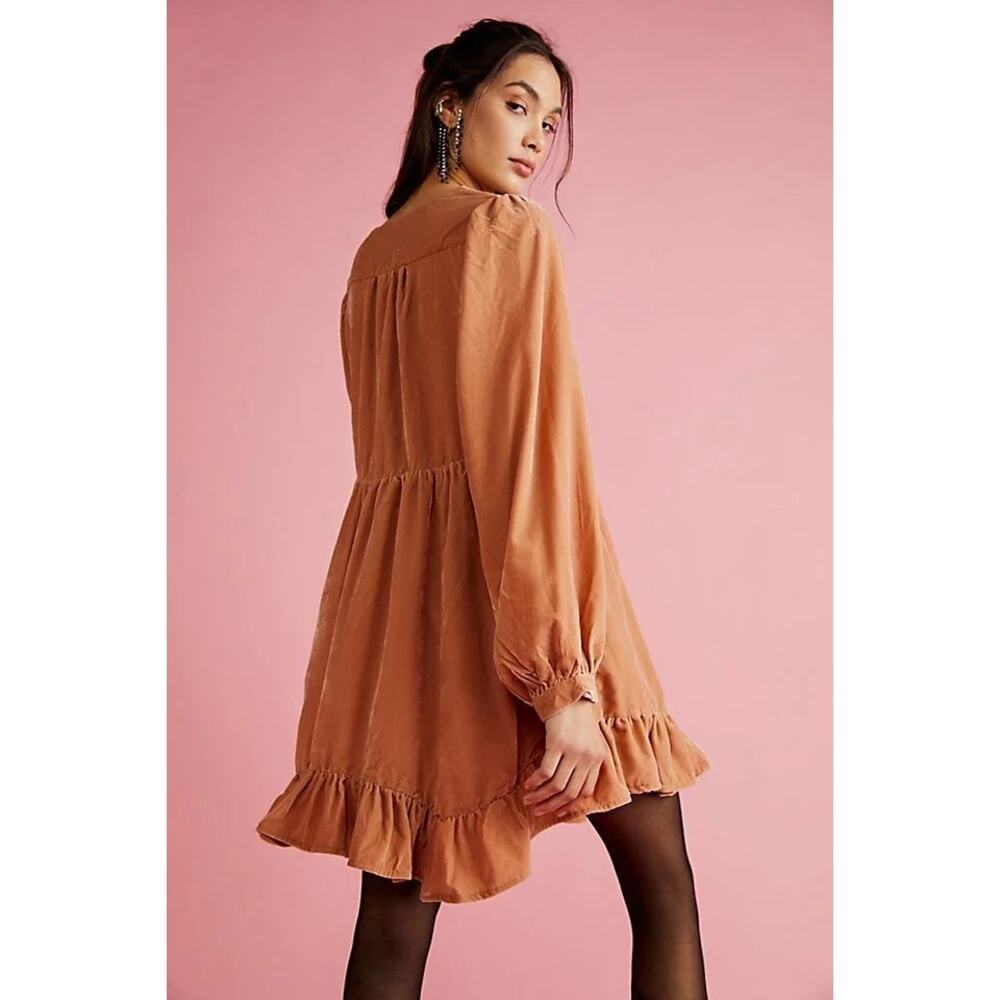 NWT Free People Estella Velvet Mini Dress Rose Pearl Size Large - Picture 2 of 8